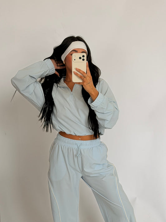 Sculpt Half-Zip Pullover | Pale Blue