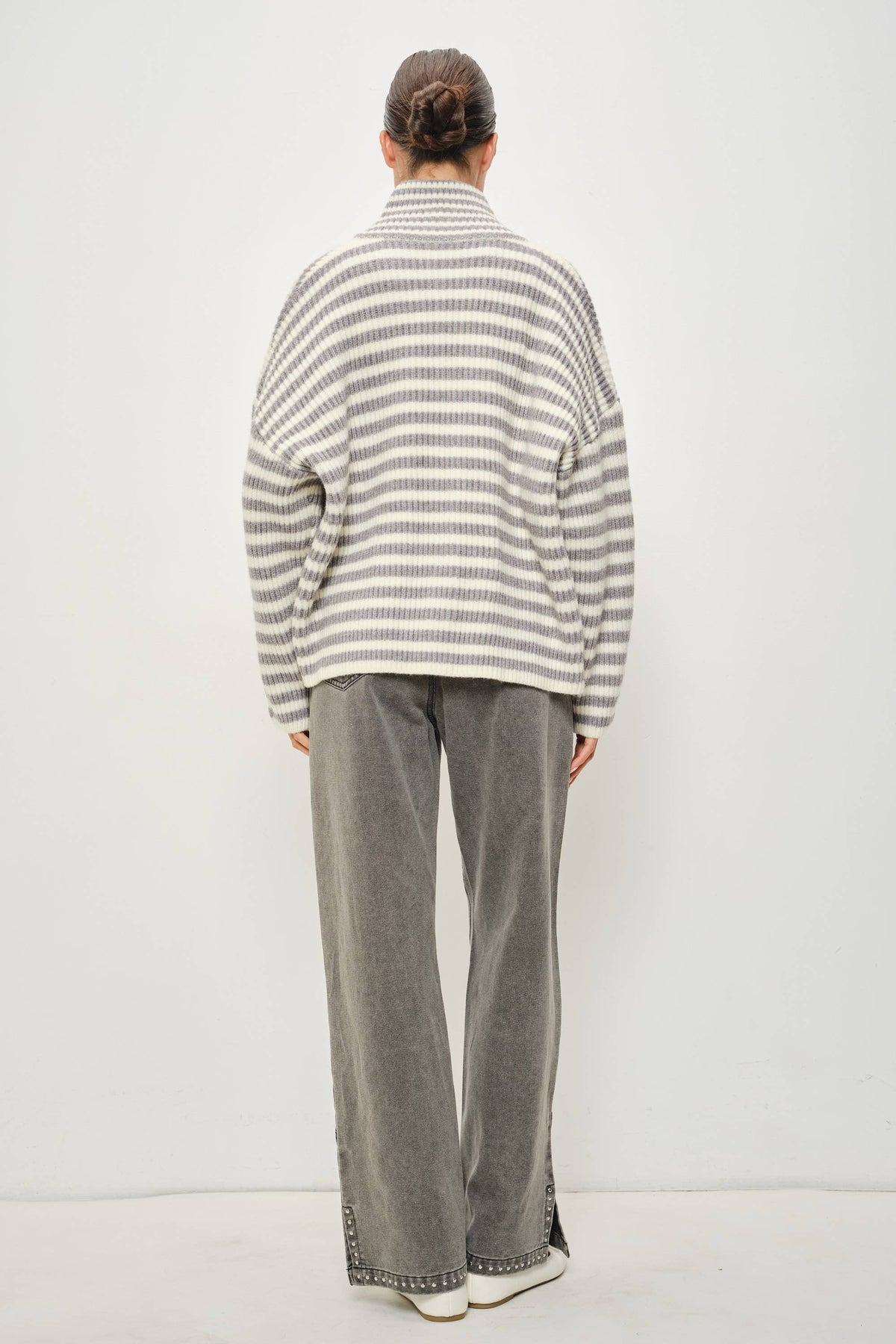 ZANE STRIPED MOCKED NECK ZIP UP JACKET